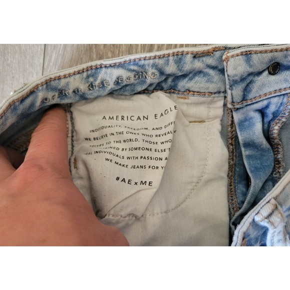 American Eagle Super Hi Rise Jegging Jeans Super Destroy Ripped Size 4 Short - Picture 11 of 12